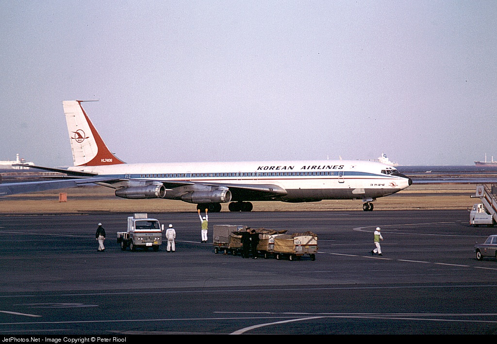 HL7406 | Boeing 707-3B5C | Korean Air Lines (KAL) | Peter Riool | JetPhotos