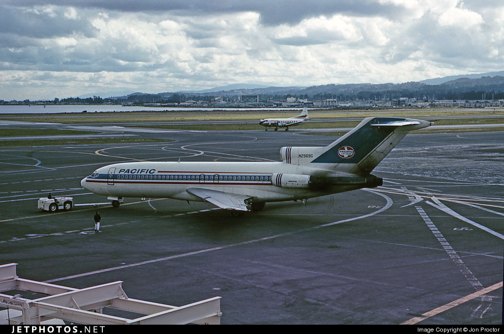 A large airplane on the runway

Description automatically generated with low confidence