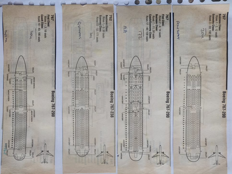 Boeing 767-200 cabin seat layout