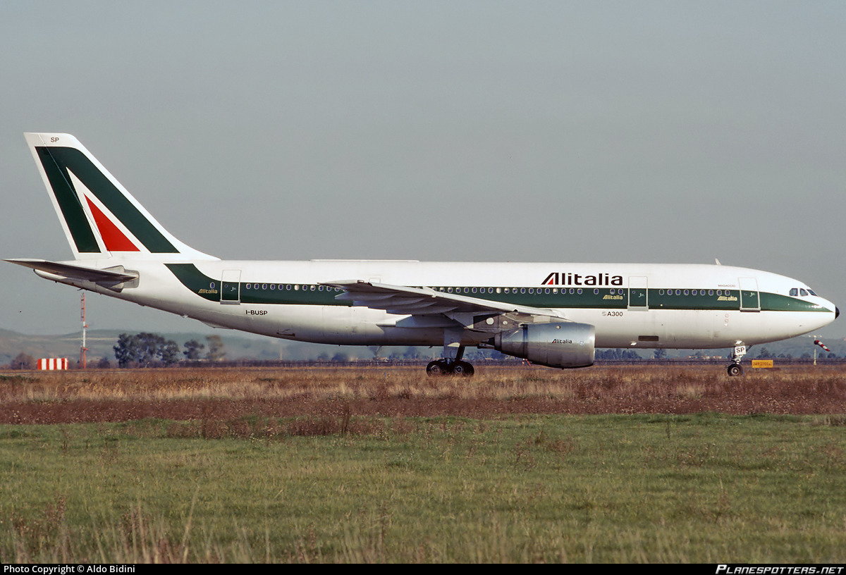 I-BUSP Alitalia Airbus A300B4-103 photographed at Rome Fiumicino (Leonardo da Vinci) (FCO / LIRF) by Aldo Bidini