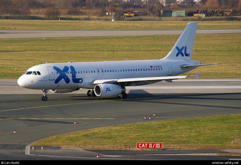 Airbus A320-232 | XL Airways Germany | D-AXLA | Airbus A320 on the taxi-way