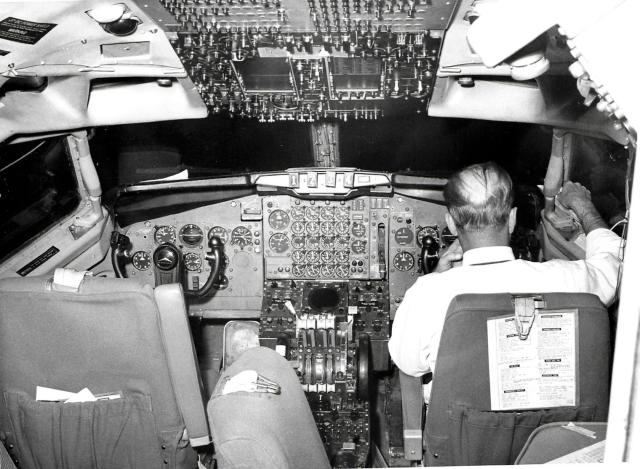 Boeing 720B cockpit | Northwest Airlines History Center | N721US | 