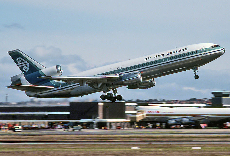 McDonnel Douglas DC-10-30 | Air New Zealand | ZK-NZP | taking-off from Sydney, July 1977