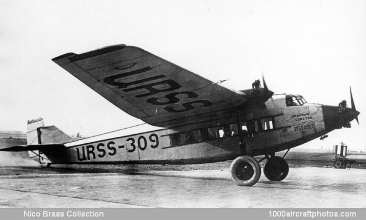 Tupolev ANT-9 | Canvas prints, Framed prints, Poster prints