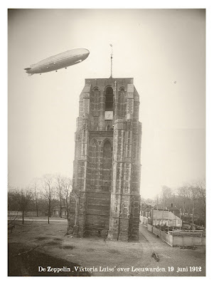 Een valse zeppelin - Bij het oude
