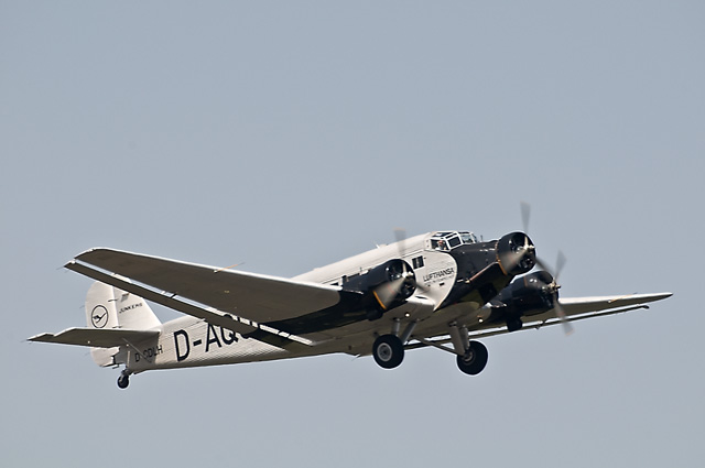 Junkers Ju 52/3m - Wikipedia